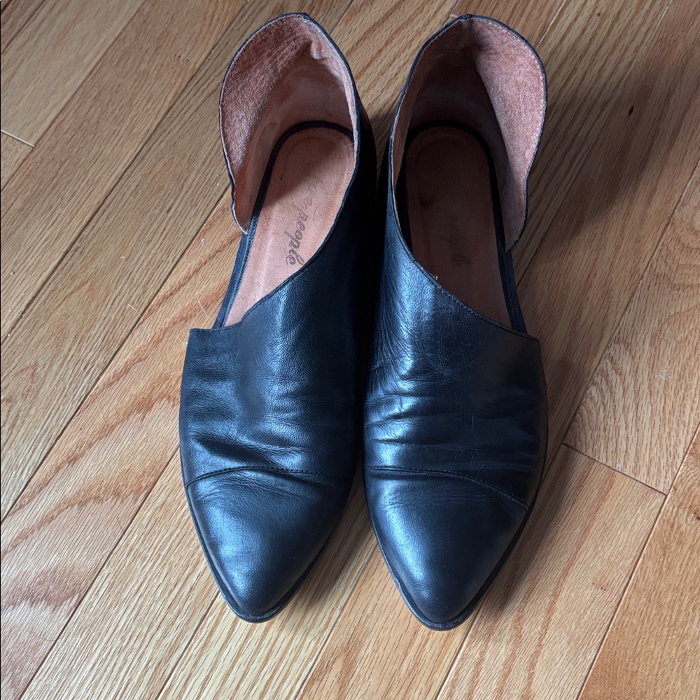 Free People black booties size 39